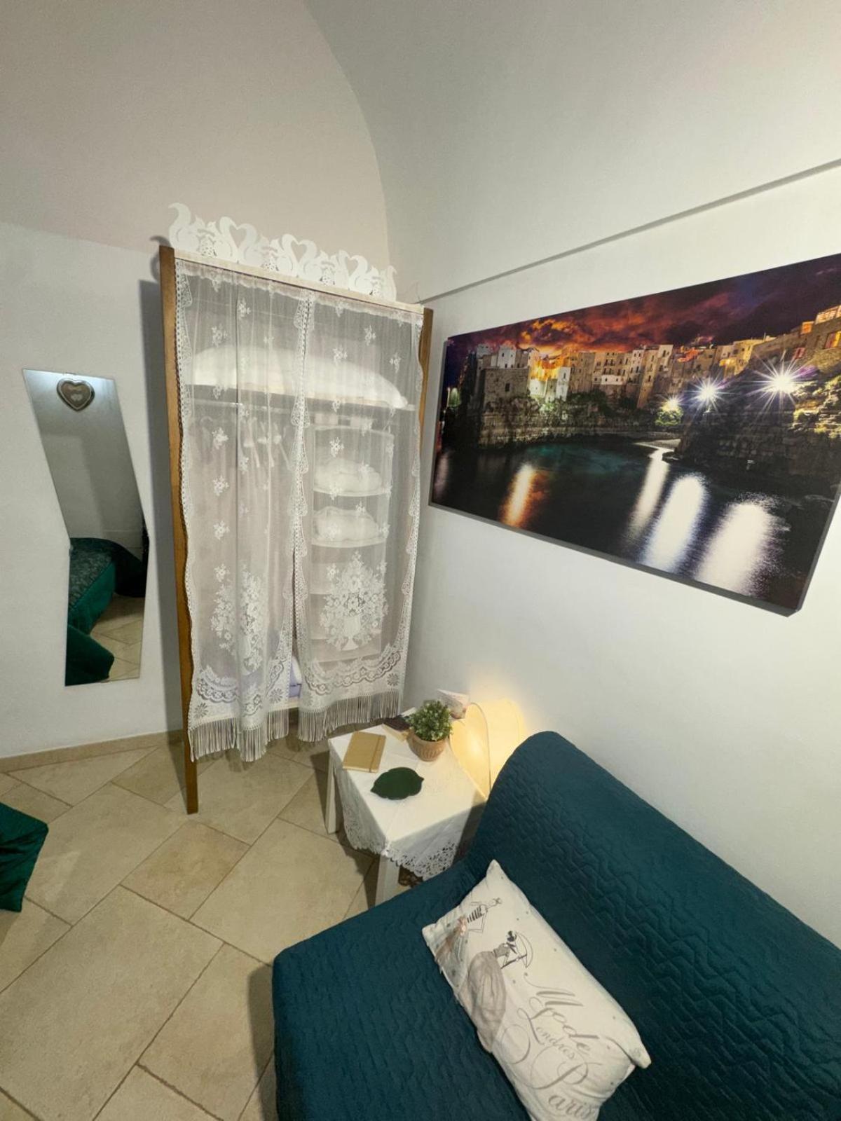Le Ninfe Del Mare Bed & Breakfast Полиняно а Маре Екстериор снимка